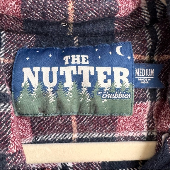 The Nutter by Chubbies Men Medium Flannel Button Up Shirt Navy Red Plaid‎ Collar - Picture 2 of 11